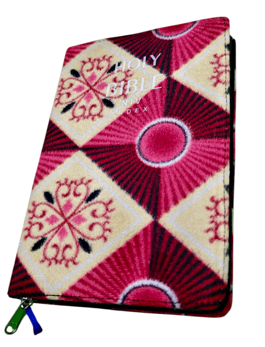 "NIV English Bible with Zip Cover – Premium Quality and Durable Design"